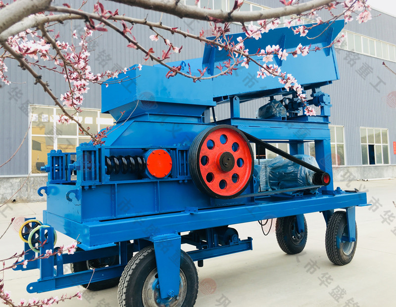 小型移動(dòng)式對(duì)輥破碎機(jī)設(shè)備優(yōu)勢，型號(hào)選擇
